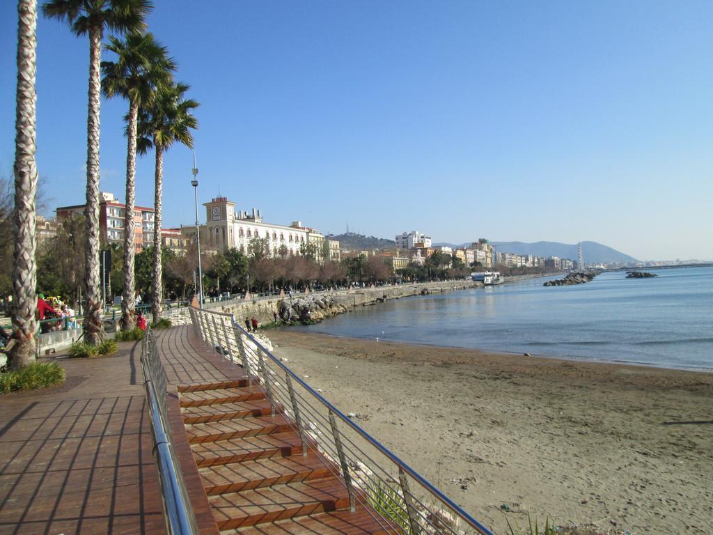 Blu Mare Apartamento Salerno Exterior foto