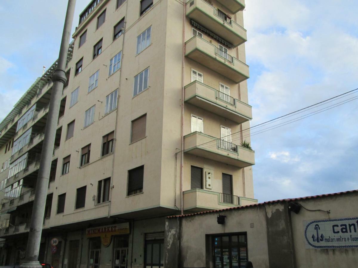 Blu Mare Apartamento Salerno Exterior foto